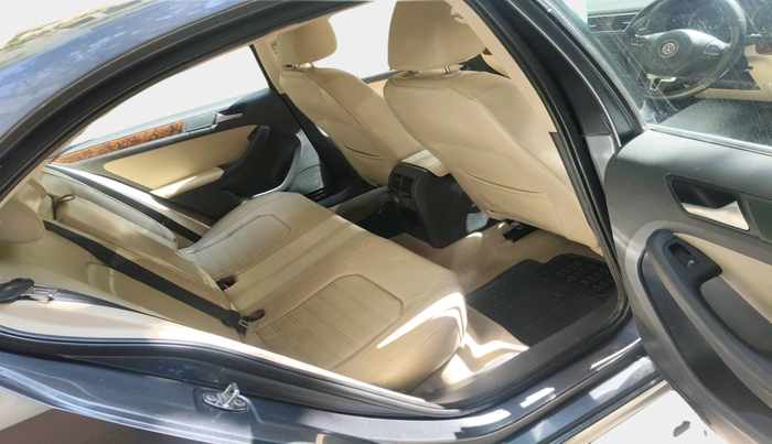 2013 Volkswagen Jetta HIGHLINE TDI AT, Diesel, Automatic, 97,784 km, interior