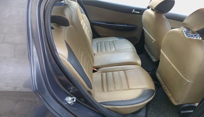 2014 Hyundai i20 SPORTZ 1.4 AT, Petrol, Automatic, 64,193 km, interior