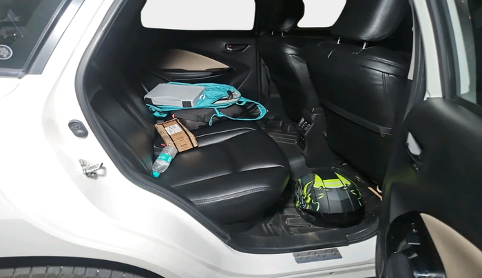 2023 Toyota Glanza G, Petrol, Manual, 31,827 km, interior