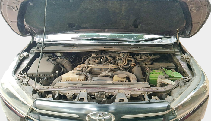 2016 Toyota Innova Crysta 2.8 GX AT 8 STR, Diesel, Automatic, 2,20,338 km, exterior