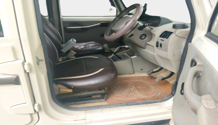 2013 Mahindra Bolero SLE BS-III, Diesel, Manual, 30,367 km, interior