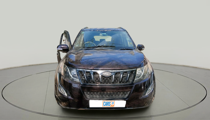 2016 Mahindra XUV500 W6 AT, Diesel, Automatic, 1,62,316 km, exterior