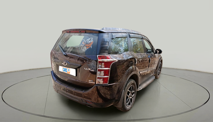 2016 Mahindra XUV500 W6 AT, Diesel, Automatic, 1,62,316 km, exterior