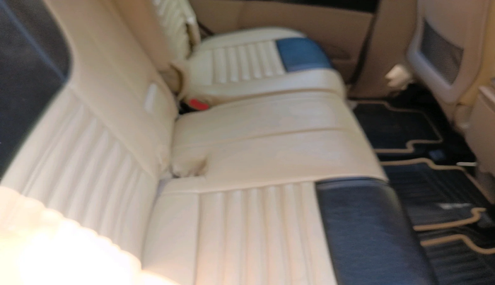 2016 Mahindra XUV500 W6 AT, Diesel, Automatic, 1,62,316 km, interior