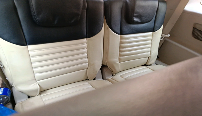 2016 Mahindra XUV500 W6 AT, Diesel, Automatic, 1,62,316 km, interior