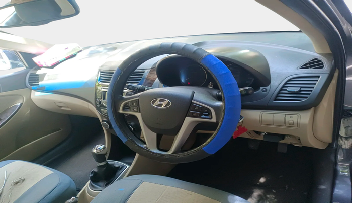 2014 Hyundai Verna FLUIDIC 1.6 CRDI SX, Diesel, Manual, 1,00,993 km, interior