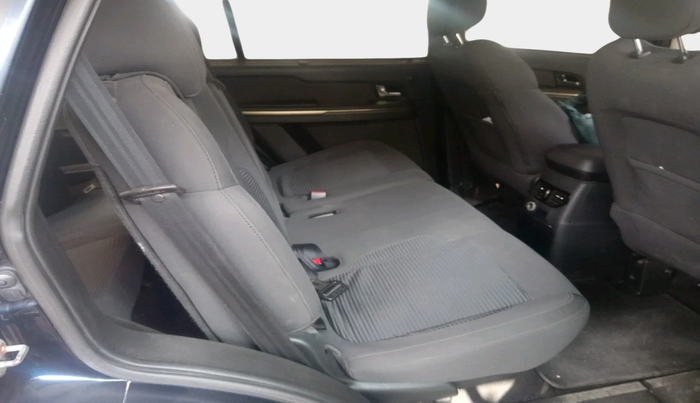 2017 Tata Hexa XMA 4X2 7 STR, Diesel, Automatic, 58,269 km, interior