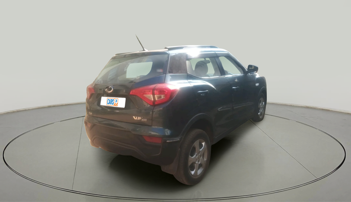 2022 Mahindra XUV300 W6 1.2 PETROL, Petrol, Manual, 15,101 km, exterior