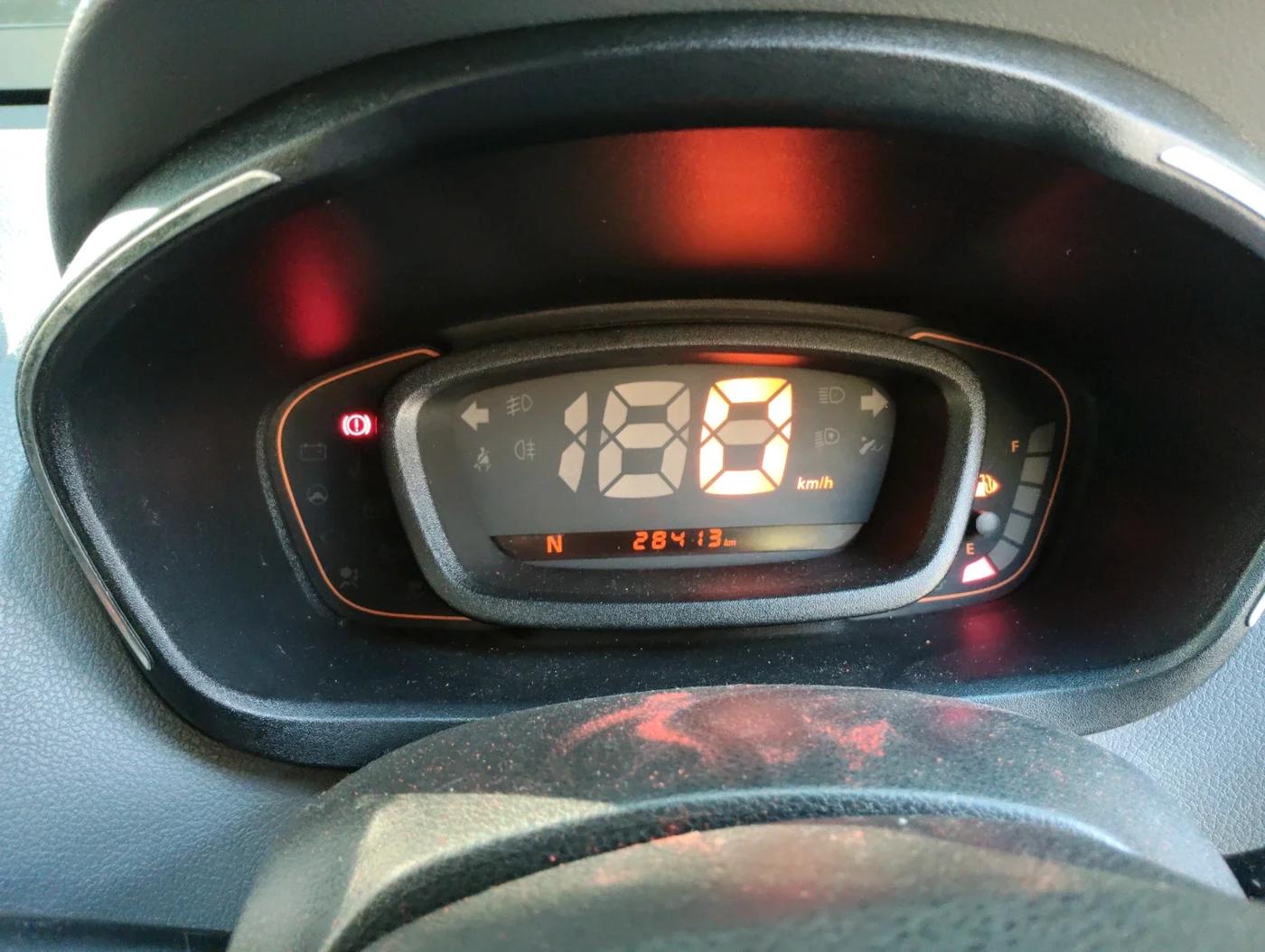 2018 Renault Kwid RXT 1.0 AMT, Petrol, Automatic, 29,000 km, interior