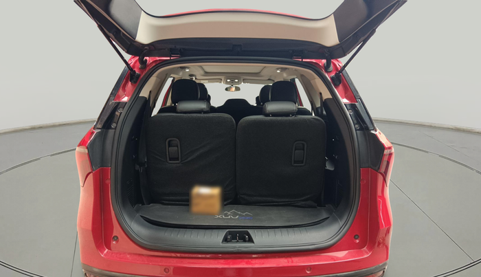2022 Mahindra XUV700 AX 5 P MT 7 STR, Petrol, Manual, 7,524 km, exterior
