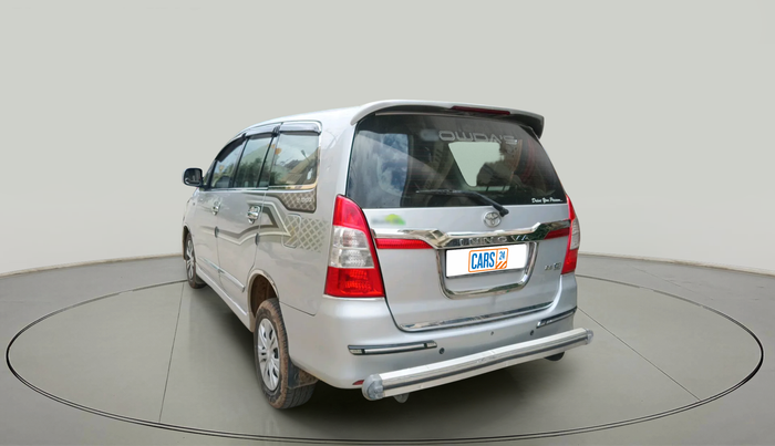 2014 Toyota Innova 2.5 GX 7 STR, Diesel, Manual, 1,20,939 km, exterior
