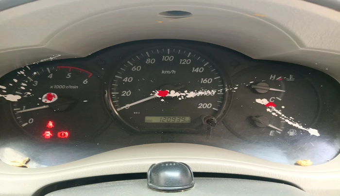 2014 Toyota Innova 2.5 GX 7 STR, Diesel, Manual, 1,20,939 km, interior