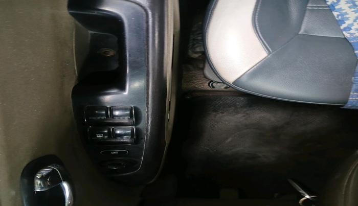 2012 Hyundai i10 MAGNA 1.2, Petrol, Manual, 88,095 km, interior