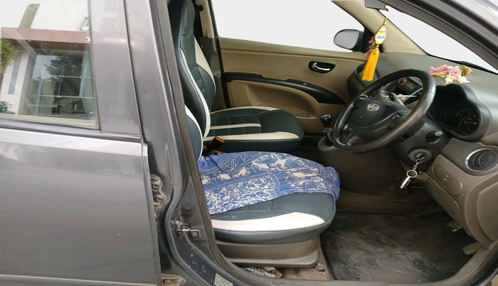 2012 Hyundai i10 MAGNA 1.2, Petrol, Manual, 88,095 km, interior