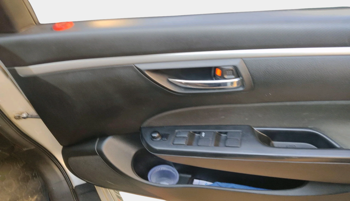 2015 Maruti Swift VXI, Petrol, Manual, 77,860 km, interior