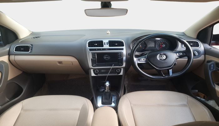 2018 Volkswagen Vento HIGHLINE 1.5 AT, Diesel, Automatic, 1,18,717 km, interior