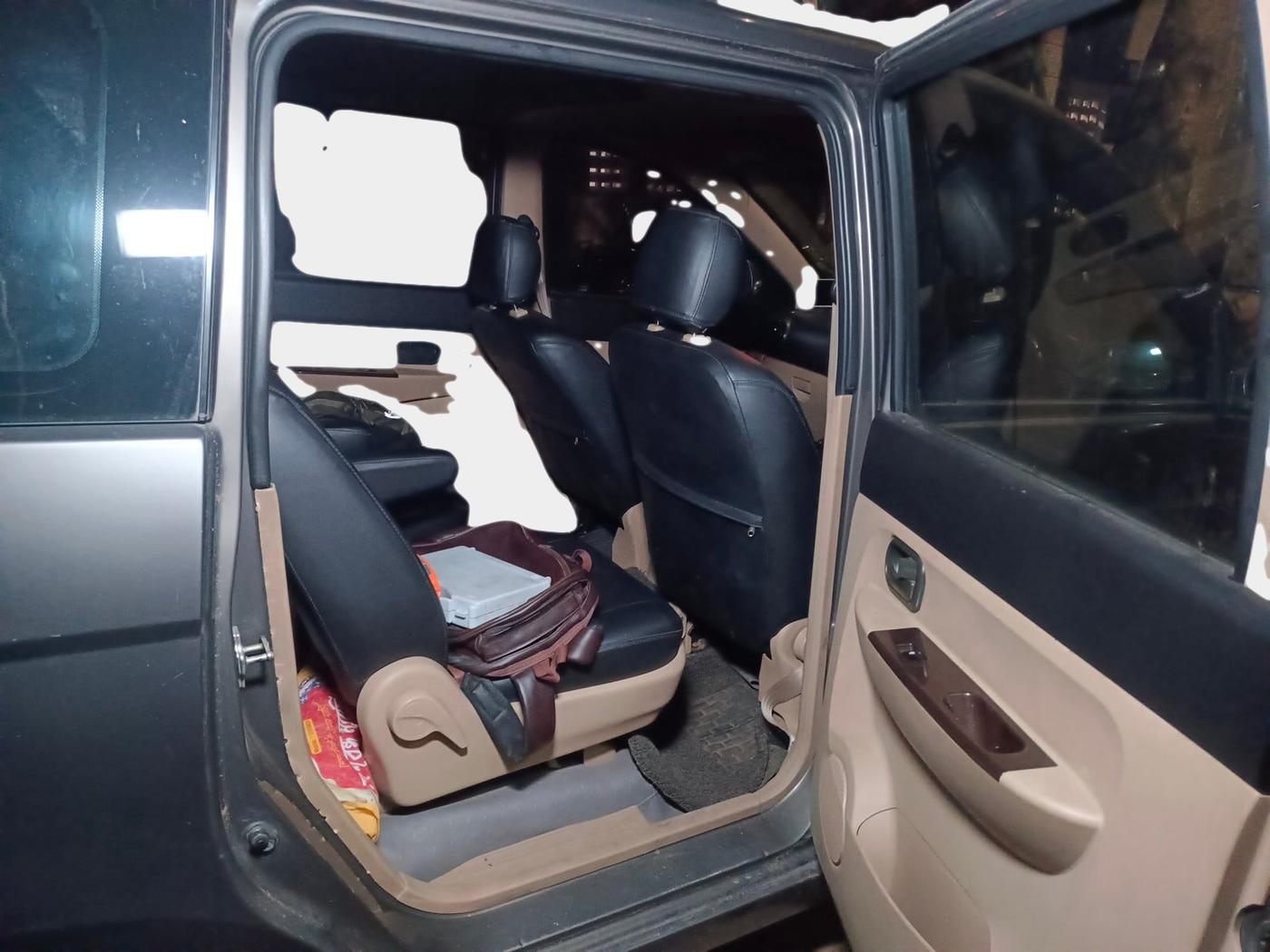 2013 Chevrolet Enjoy 1.4 LT 7 STR, Petrol, Manual, 1,03,733 km, interior