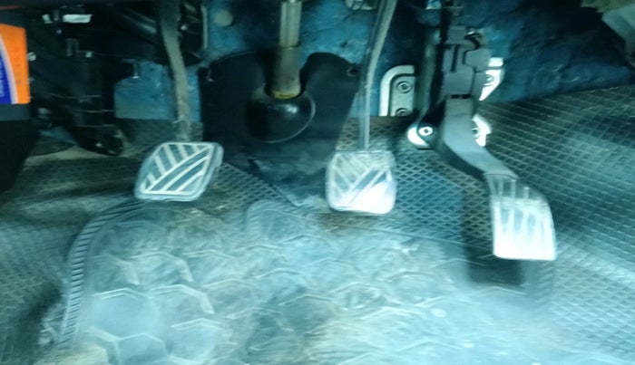 2015 Maruti Swift LXI (O), Petrol, Manual, 76,942 km, interior