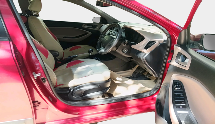 2014 Hyundai i20 SPORTZ 1.2, Petrol, Manual, 70,355 km, interior