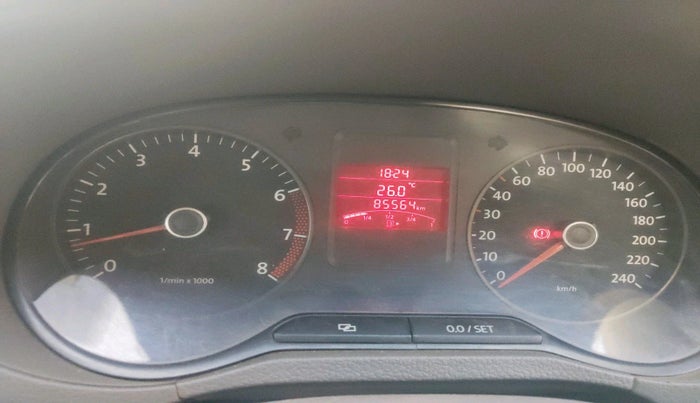 2011 Volkswagen Vento TRENDLINE 1.6, Petrol, Manual, 85,564 km, interior