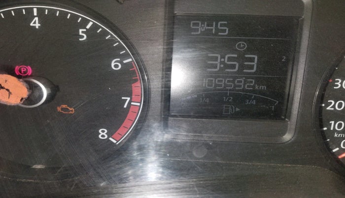 2016 Volkswagen Polo HIGHLINE1.2L, Petrol, Manual, 1,09,594 km, interior