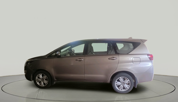 2016 Toyota Innova Crysta 2.4 ZX 7 STR, Diesel, Manual, 1,96,239 km, exterior