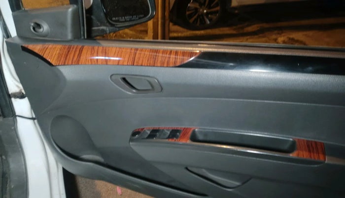 2010 Chevrolet Beat LT PETROL, Petrol, Manual, 56,228 km, interior