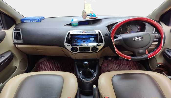 2013 Hyundai i20 MAGNA (O) 1.2, Petrol, Manual, 80,070 km, interior