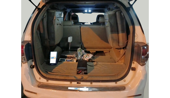 2013 Toyota Fortuner 3.0 4X2 AT, Diesel, Automatic, 2,56,187 km, exterior