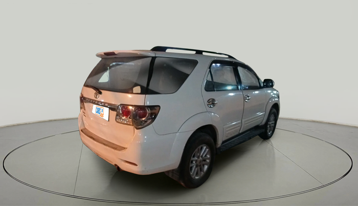 2013 Toyota Fortuner 3.0 4X2 AT, Diesel, Automatic, 2,56,187 km, exterior