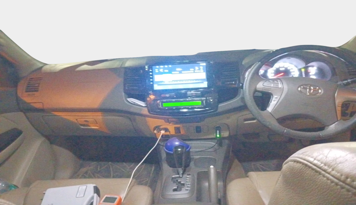 2013 Toyota Fortuner 3.0 4X2 AT, Diesel, Automatic, 2,56,187 km, interior