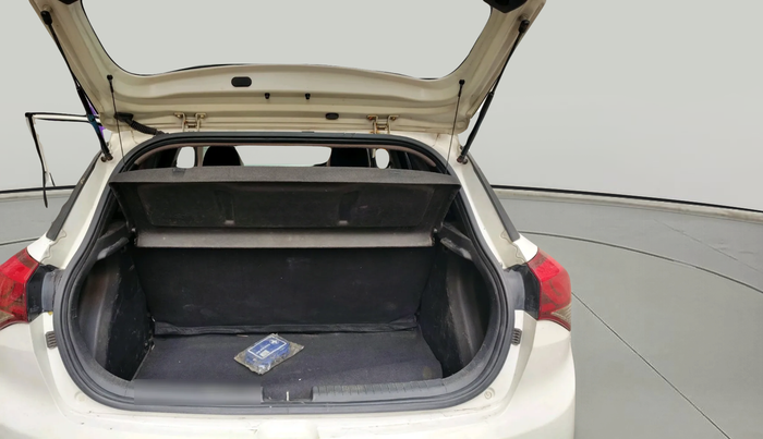 2015 Hyundai Elite i20 SPORTZ 1.4 CRDI, Diesel, Manual, 77,082 km, exterior