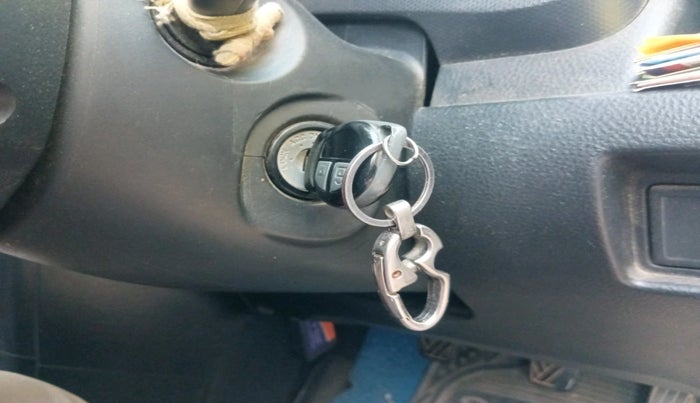 2011 Maruti Swift ZDI, Diesel, Manual, 1,22,746 km, interior