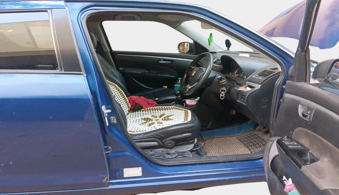 2011 Maruti Swift ZDI, Diesel, Manual, 1,22,746 km, interior