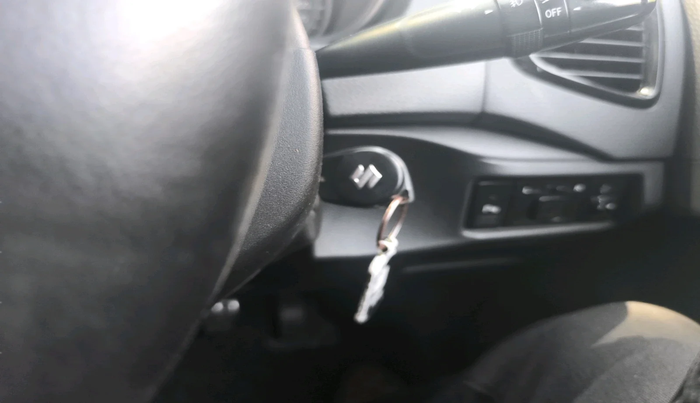 2016 Maruti Vitara Brezza ZDI, Diesel, Manual, 2,42,016 km, interior