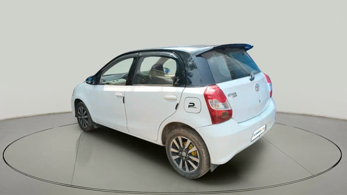 2019 Toyota Etios Liva V DUAL TONE, Petrol, Manual, 1,17,226 km, exterior