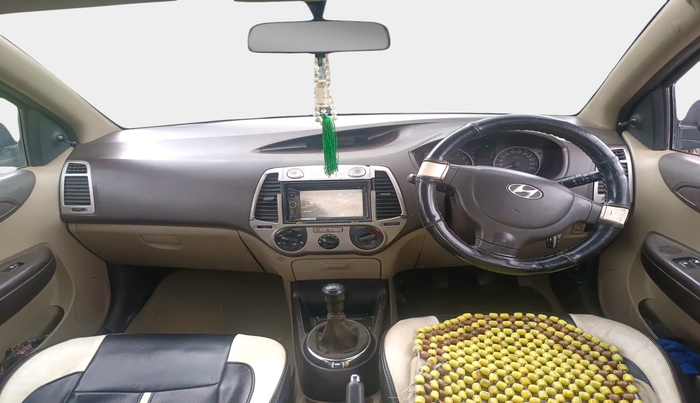 2010 Hyundai i20 ERA 1.2, Petrol, Manual, 2,01,579 km, interior