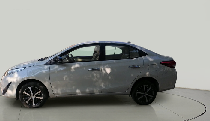 2020 Toyota YARIS VX CVT, Petrol, Automatic, 35,645 km, exterior