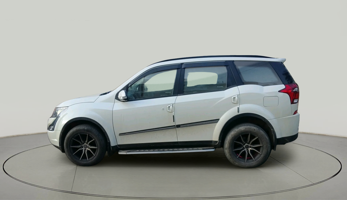 2019 Mahindra XUV500 W7, Diesel, Manual, 56,575 km, exterior