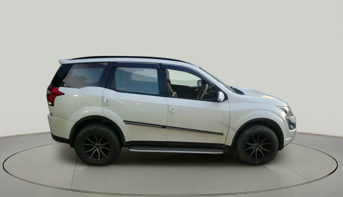 2019 Mahindra XUV500 W7, Diesel, Manual, 56,575 km, exterior