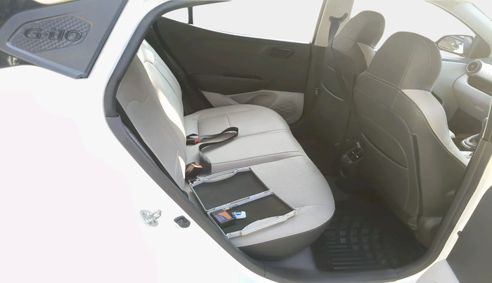 2022 Hyundai GRAND I10 NIOS MAGNA 1.2 KAPPA VTVT, Petrol, Manual, 24,704 km, interior