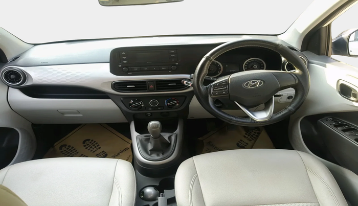 2022 Hyundai GRAND I10 NIOS MAGNA 1.2 KAPPA VTVT, Petrol, Manual, 24,704 km, interior