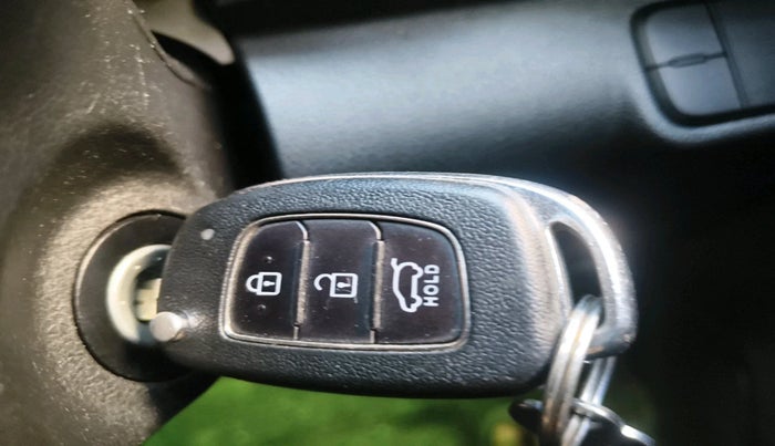 2019 Hyundai VENUE SX 1.0 TURBO, Petrol, Manual, 45,892 km, interior