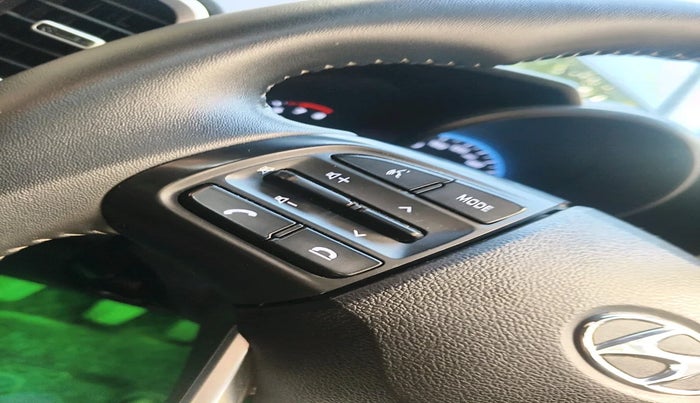 2019 Hyundai VENUE SX 1.0 TURBO, Petrol, Manual, 45,892 km, interior