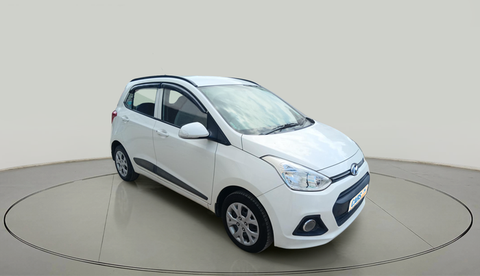 2015 Hyundai Grand i10 SPORTZ 1.2 KAPPA VTVT, Petrol, Manual, 30,499 km, exterior