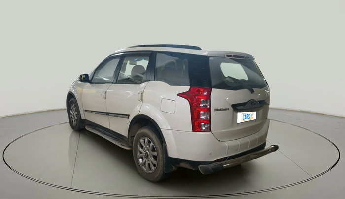 2017 Mahindra XUV500 W9, Diesel, Manual, 1,46,625 km, exterior