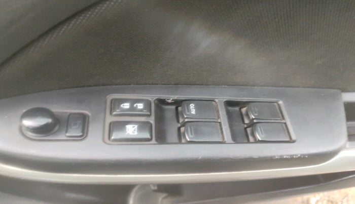 2016 Maruti Baleno ZETA DIESEL 1.3, Diesel, Manual, 1,36,868 km, interior