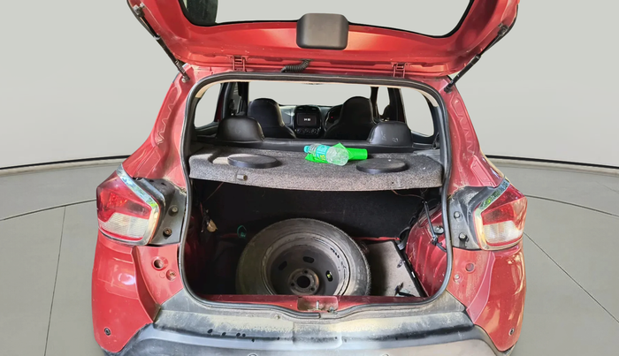 2016 Renault Kwid RXT 1.0 AMT, Petrol, Automatic, 59,890 km, exterior