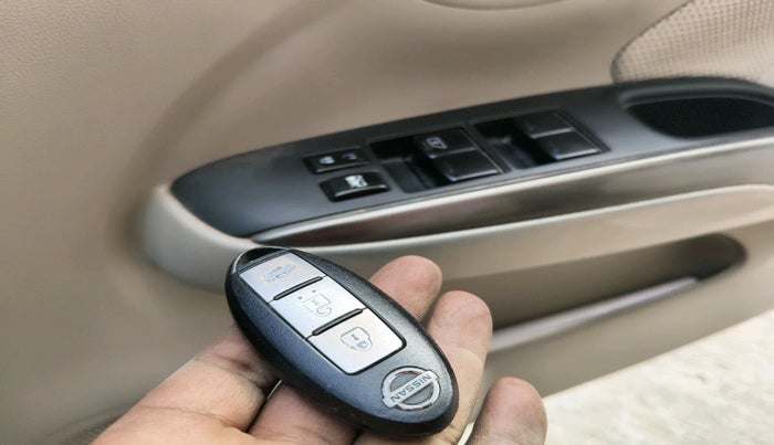 2013 Nissan Sunny XV DIESEL, Diesel, Manual, 1,40,828 km, interior