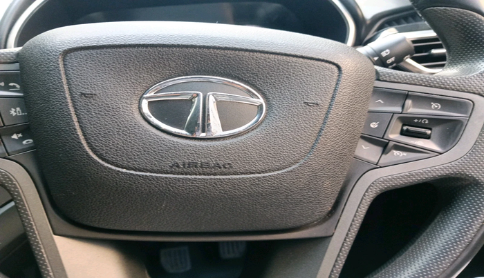 2020 Tata Harrier XZ PLUS 2.0L, Diesel, Manual, 38,310 km, interior